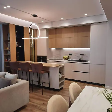 Sunrose Luxury شقة