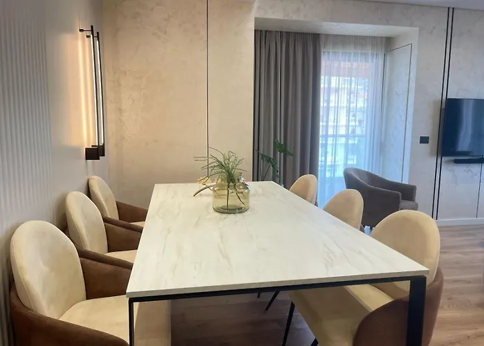 Sunrose Luxury * Sarandë